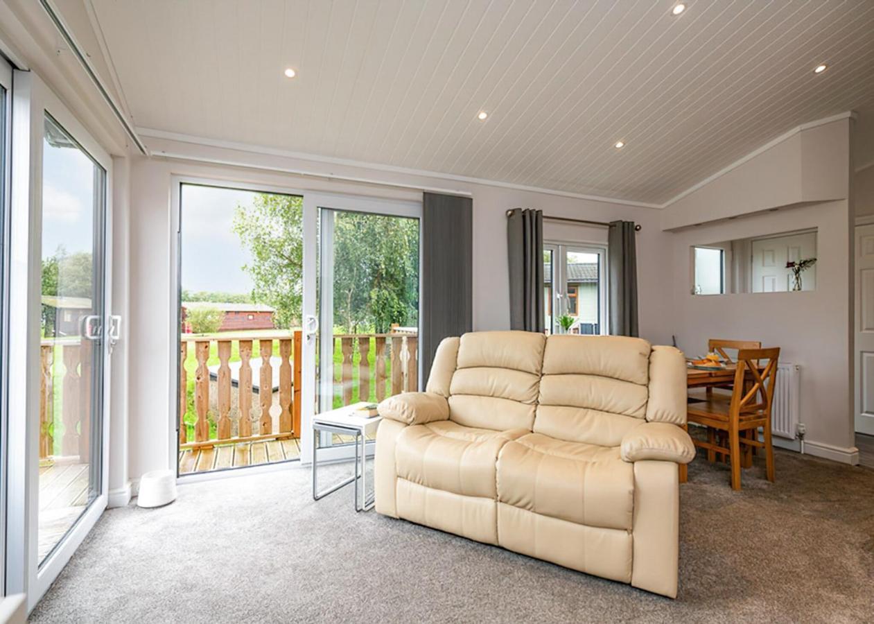 South Lakeland Leisure Village Hornby  Exterior foto